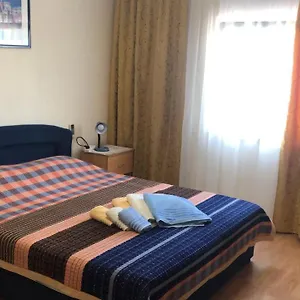 https://lilac-apartments.hotels-in-trogir.com